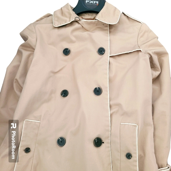 Gap Classic Trench Coat - Picture 9 of 12